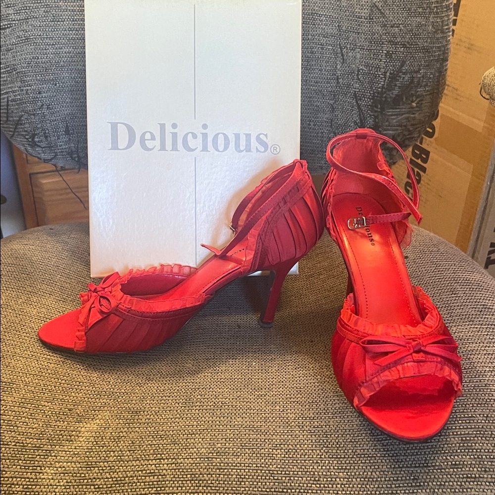 Delicious Vibrant Red Ruffle Sandals